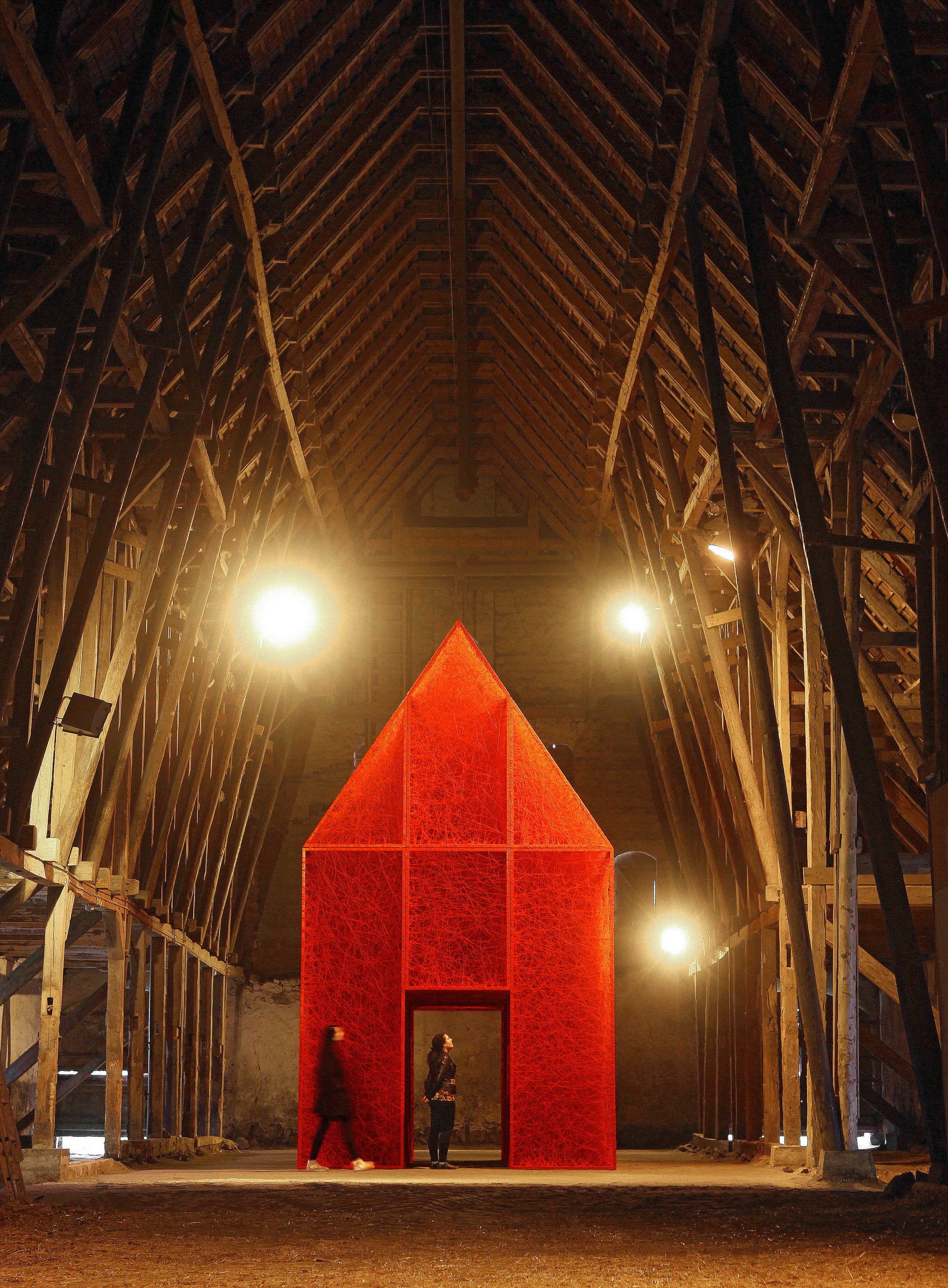 CHIHARU SHIOTA–塩田千春